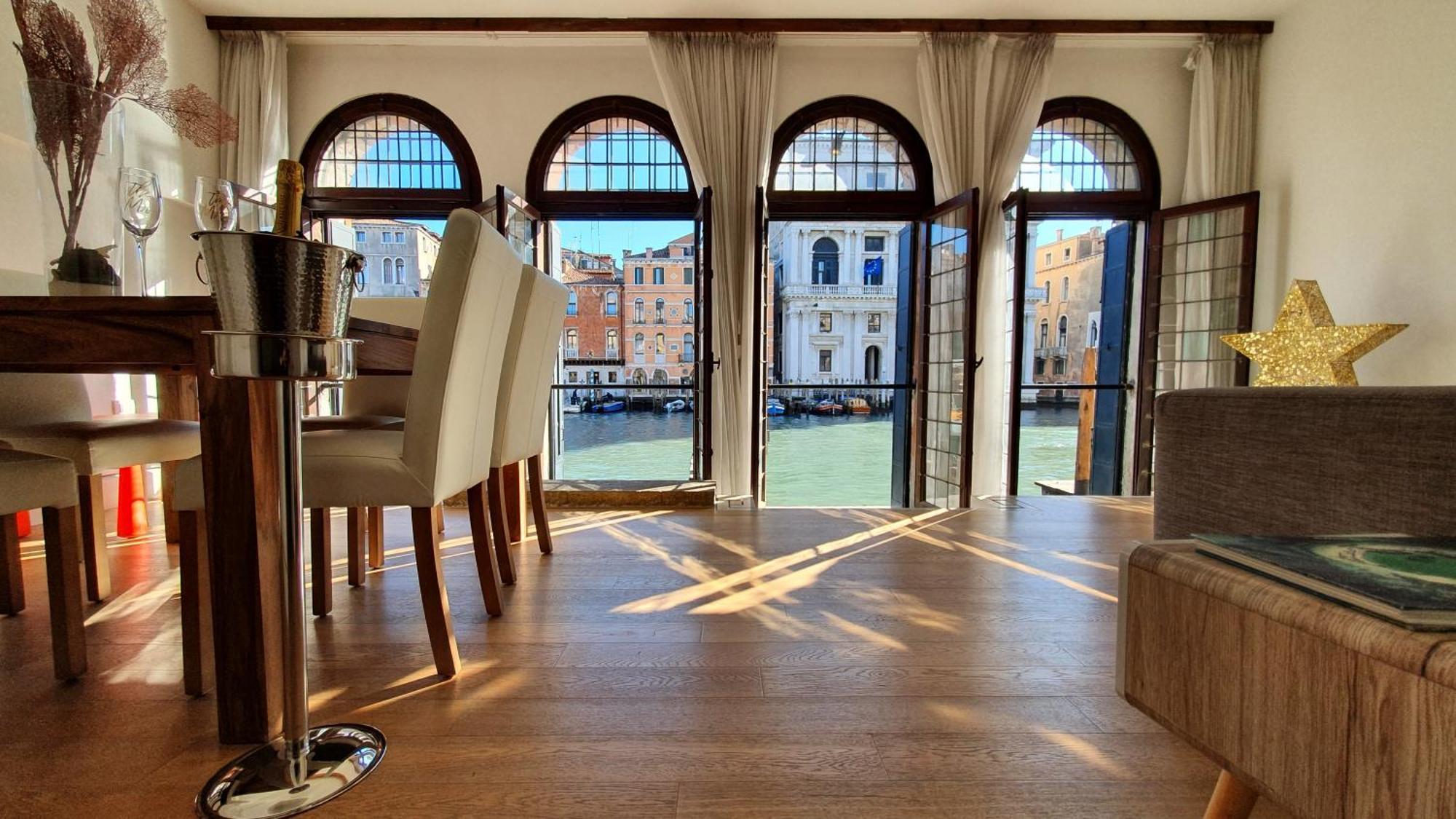 Wellvenice Grand Canal Exterior photo